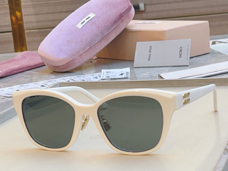 MIU MIU